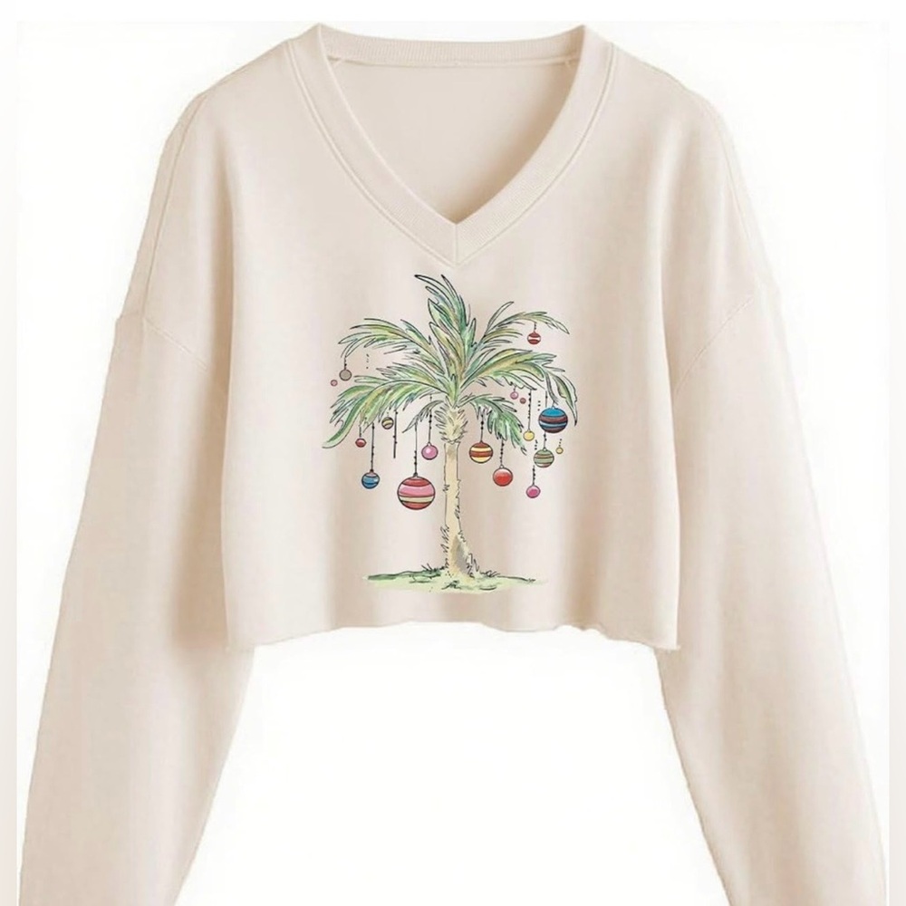 Cream Cropped Sweater with Palm Tree  Design

Super comfortable crop top